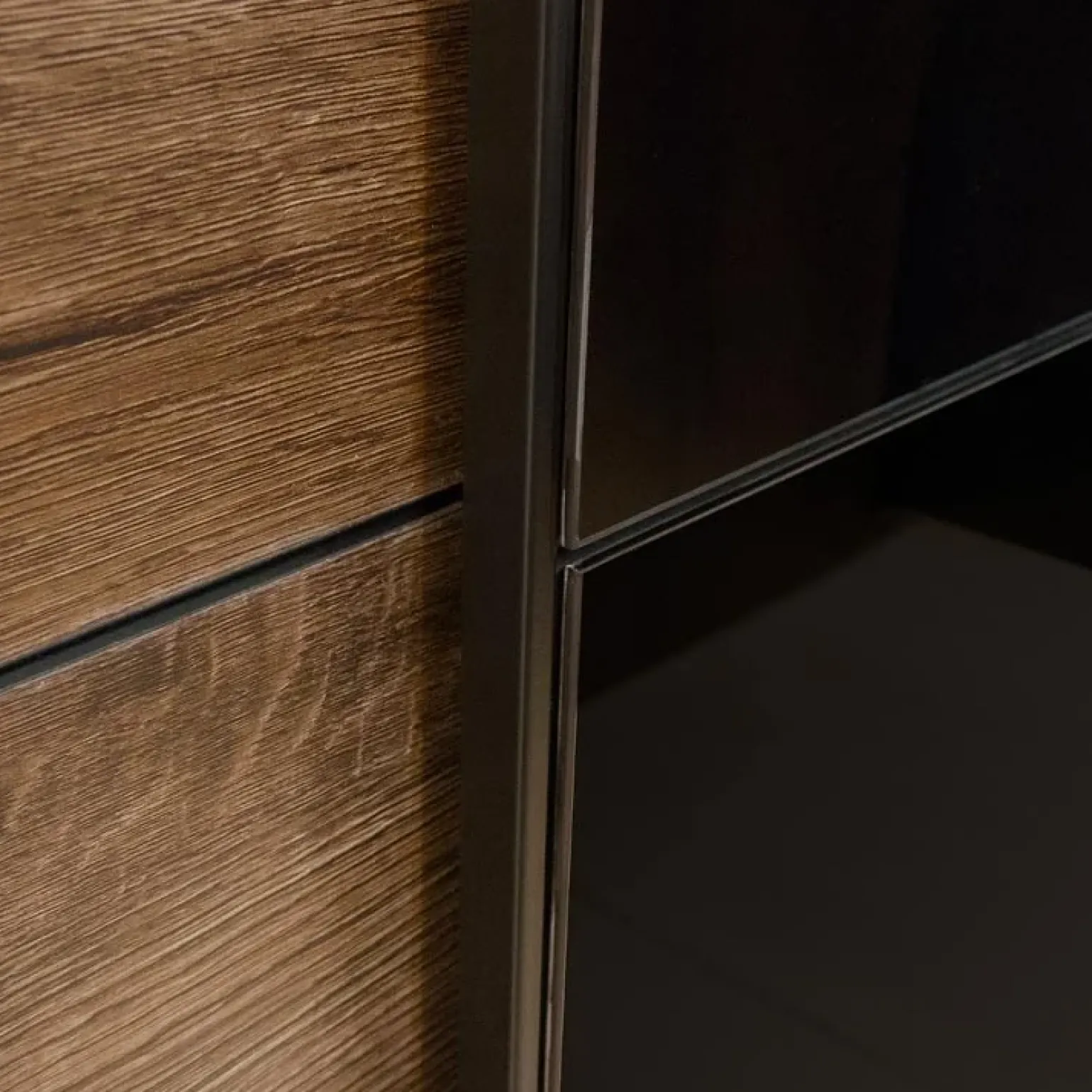 Camera completa con letto matrimoniale 160x200cm rovere scuro nero lucido Cortina Gihome®