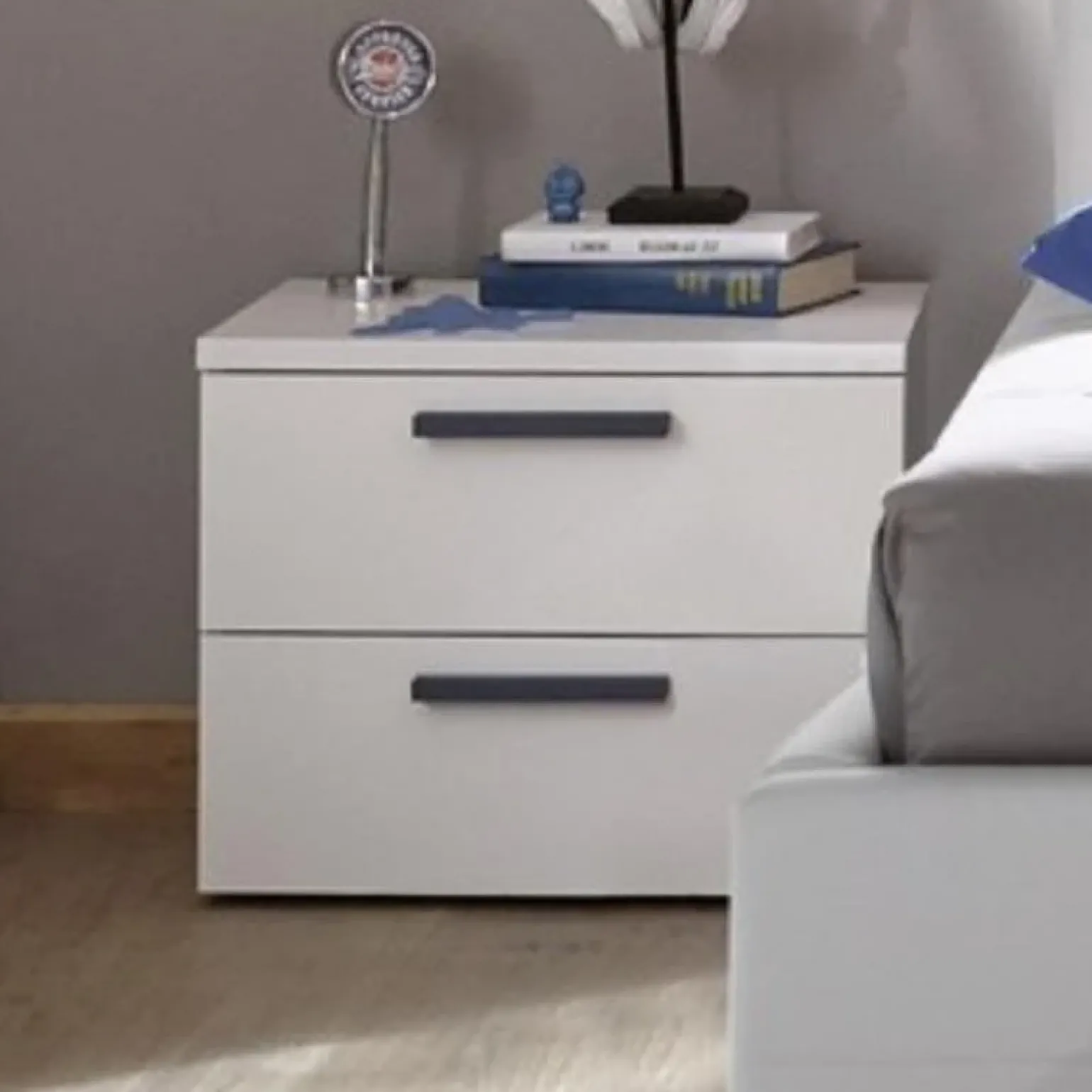 Comodino 51x42h cm 2 cassetti bianco maniglie blu Enjoy