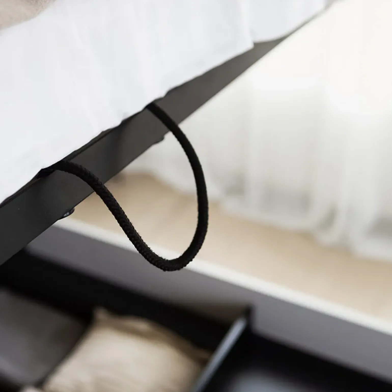 Letto oversize contenitore 180x200cm con LED e presa USB-C grigio nero rovere Luna