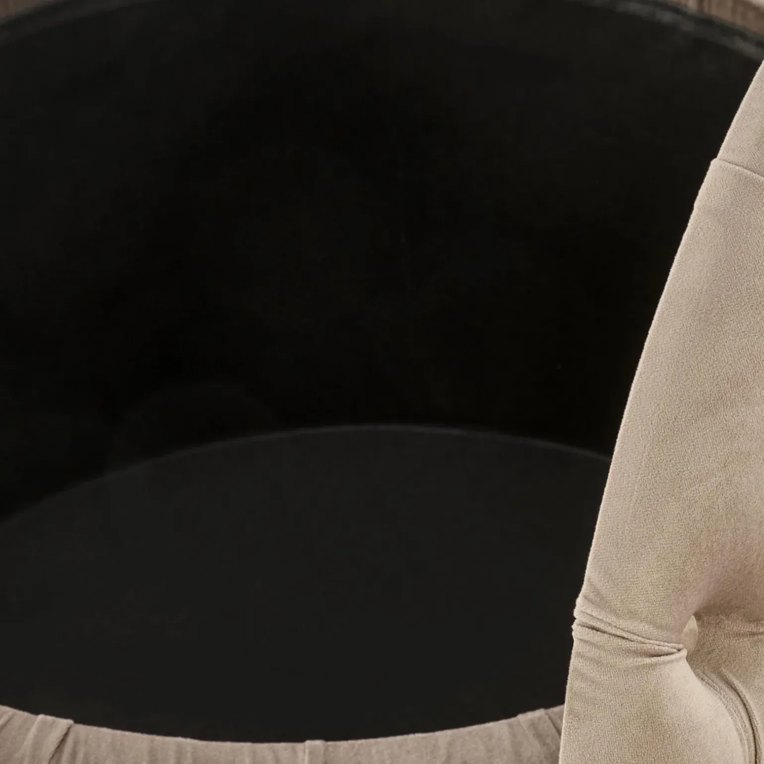 Pouf contenitore moderno beige Maximilien