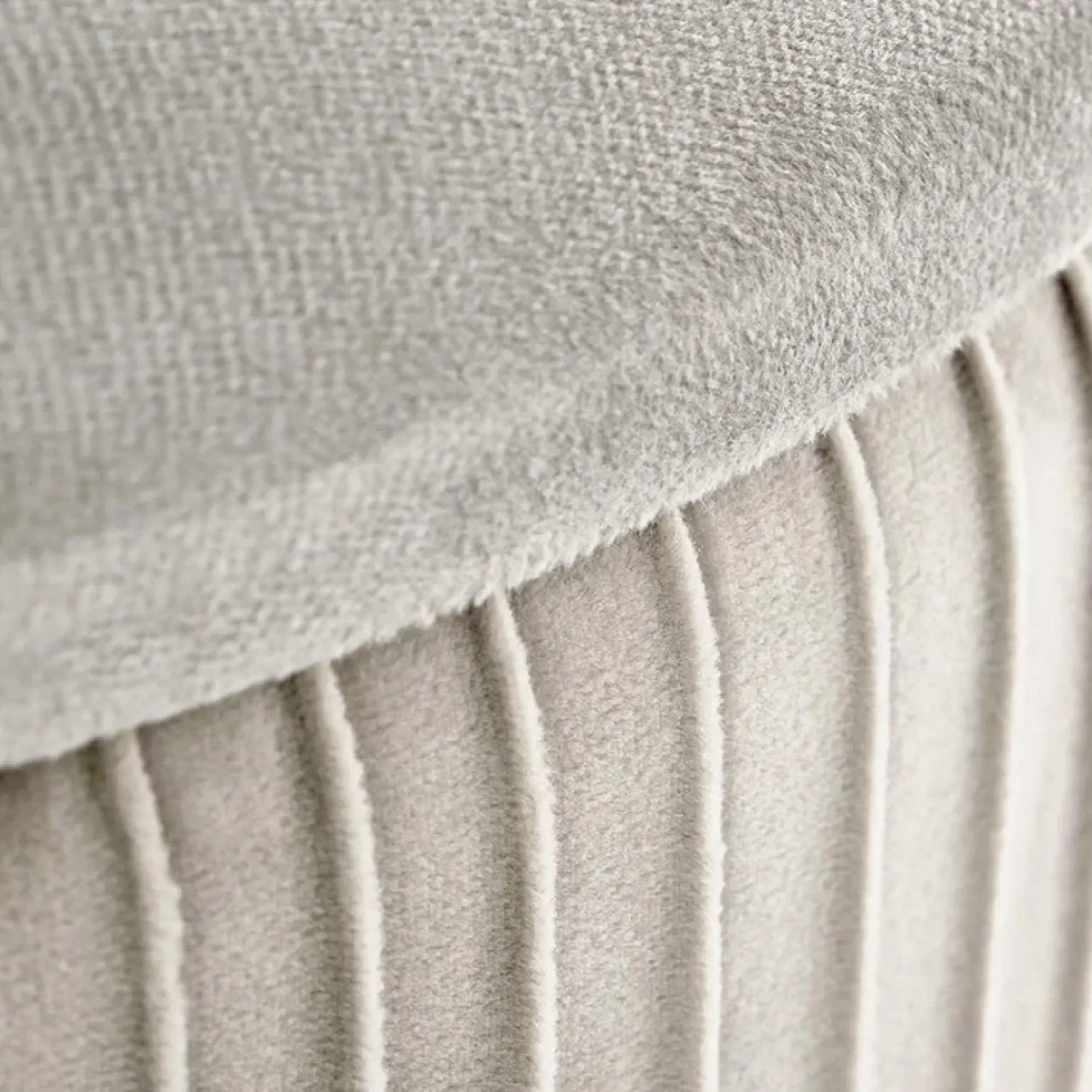 Pouf da salotto contenitore in velluto grigio chiaro Franklin