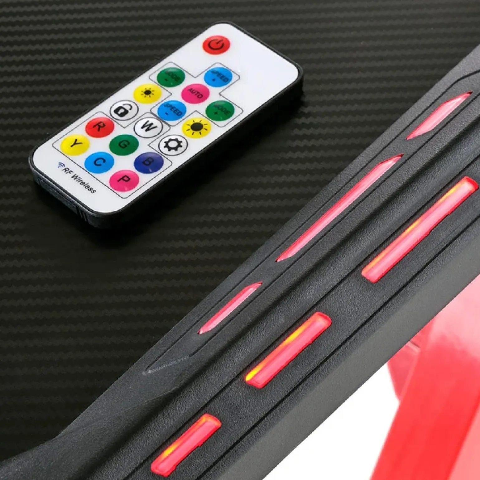 Scrivania gaming moderna 122x74cm nero rosso Geranio