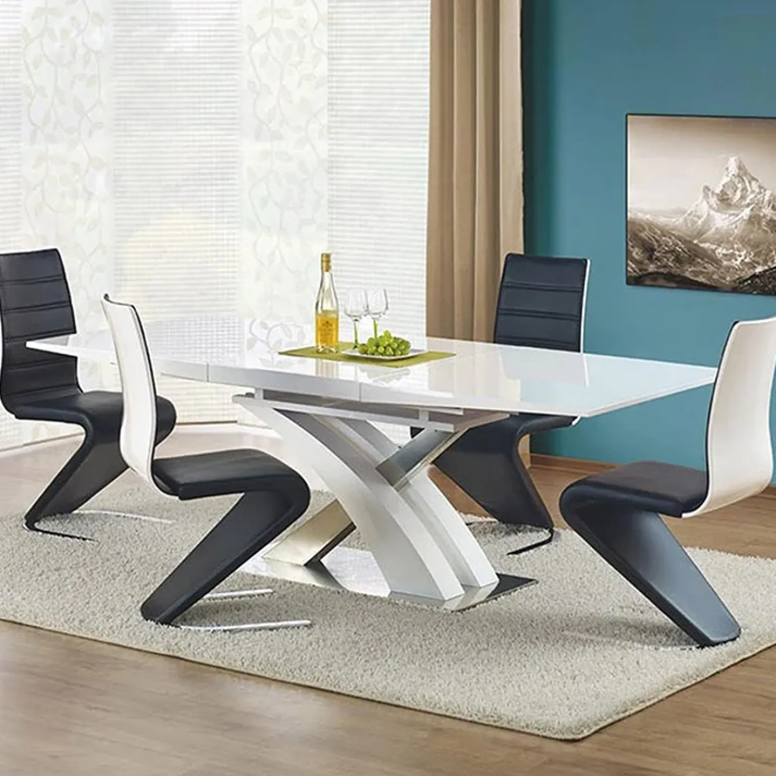 Sedia da pranzo moderna in ecopelle nero bianco gamba in acciaio Elina