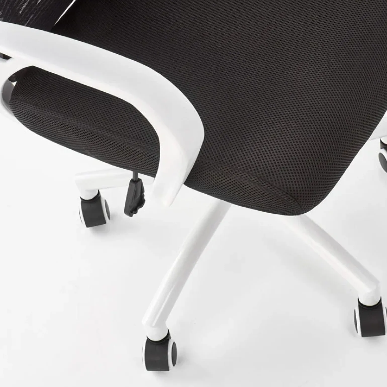 Sedia da ufficio in tessuto con ruote nero bianco Jumper