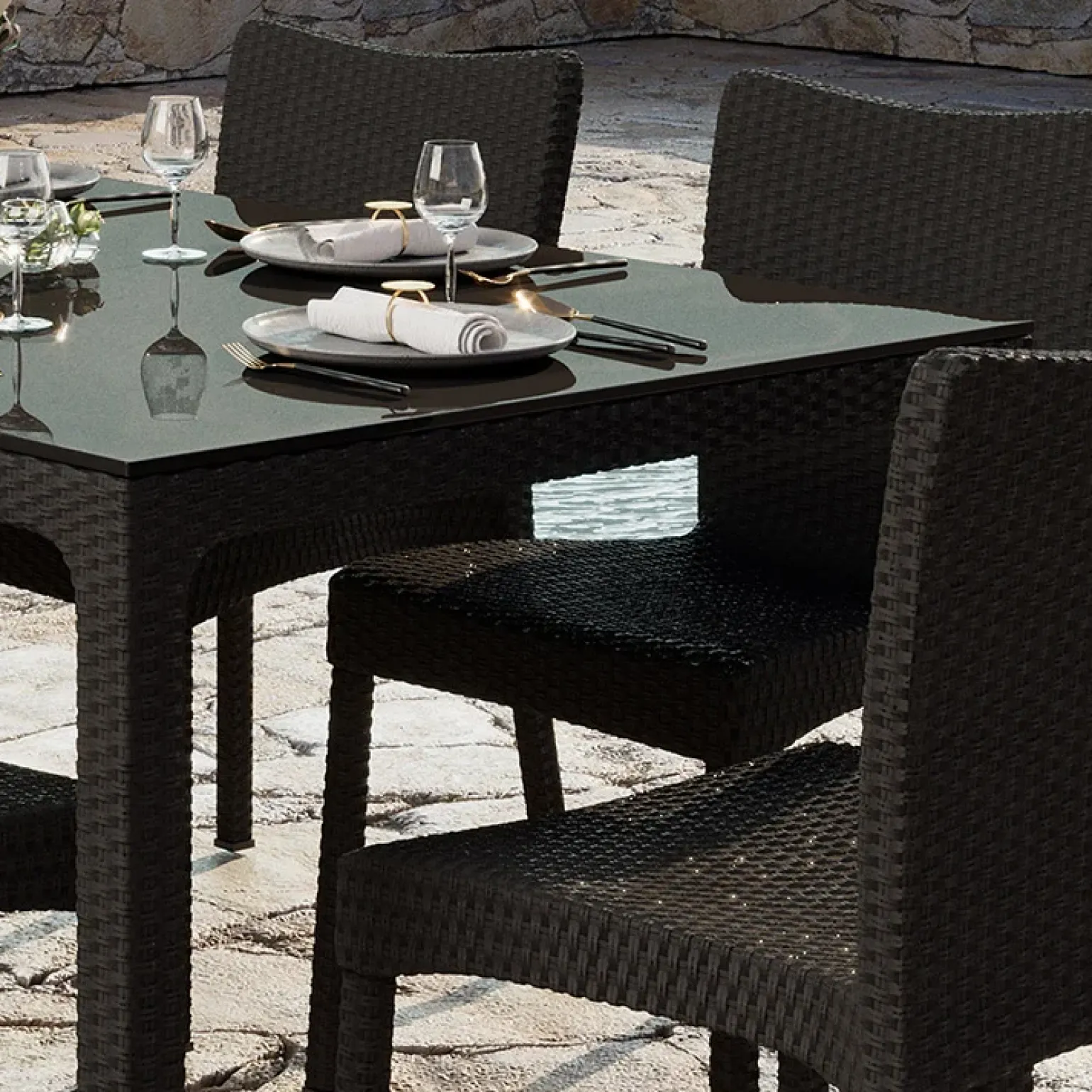 Tavolo da giardino esterno bar dehors 90x90cm polipropilene effetto rattan marrone e vetro Claro