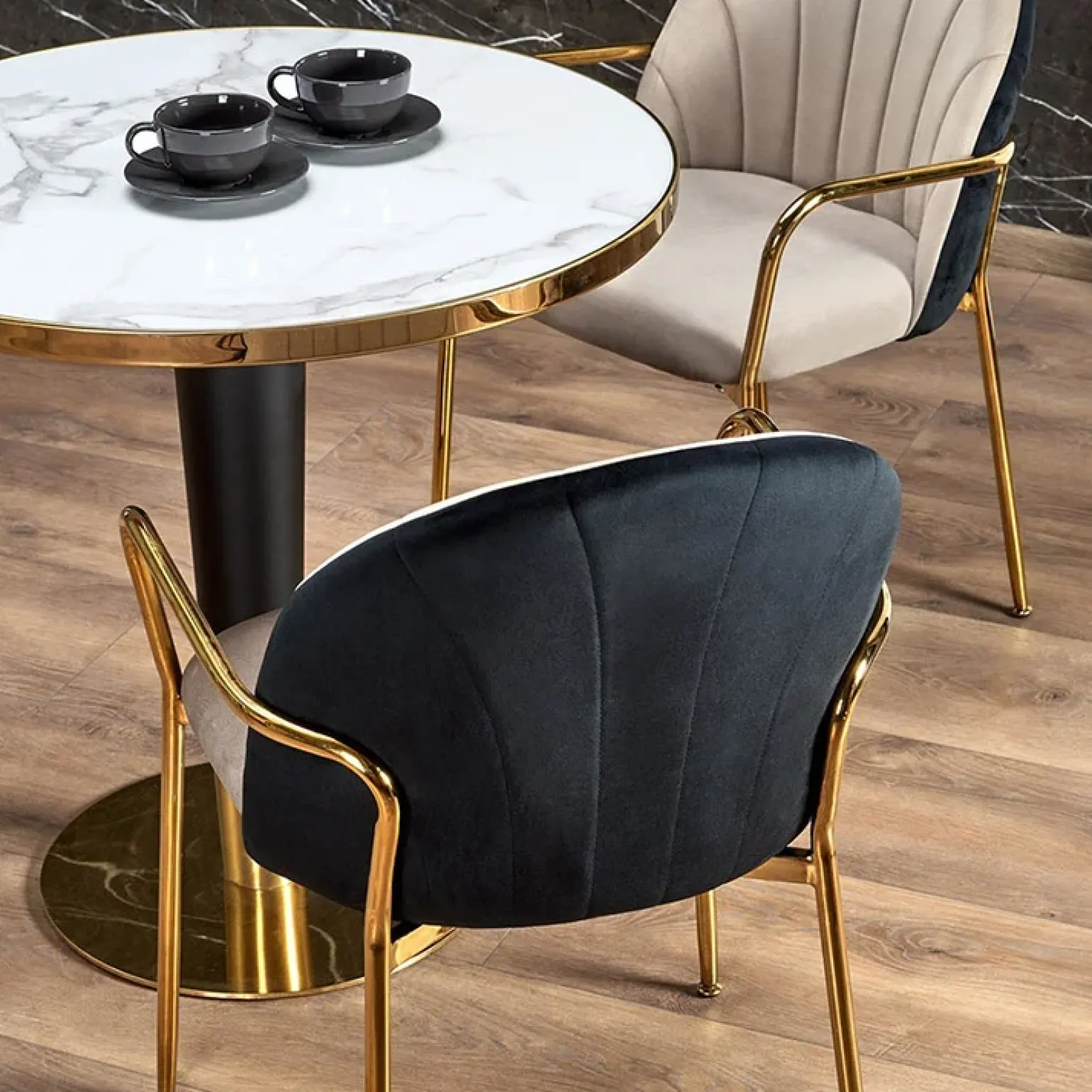 Tavolo rotondo moderno 79x74cm marmo bianco nero oro Barbera