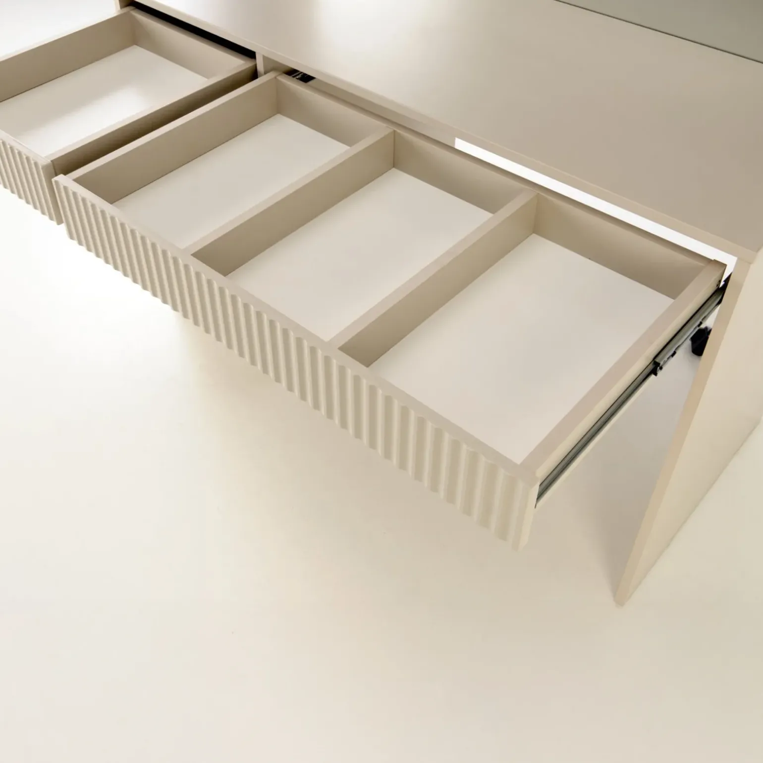 Toeletta da trucco con specchio 120x55cm con LED cashmere beige Cherie